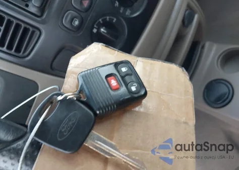 2001 Ford Escape Xls from USA, damaged, VIN 1FMUU01BX1KE98117